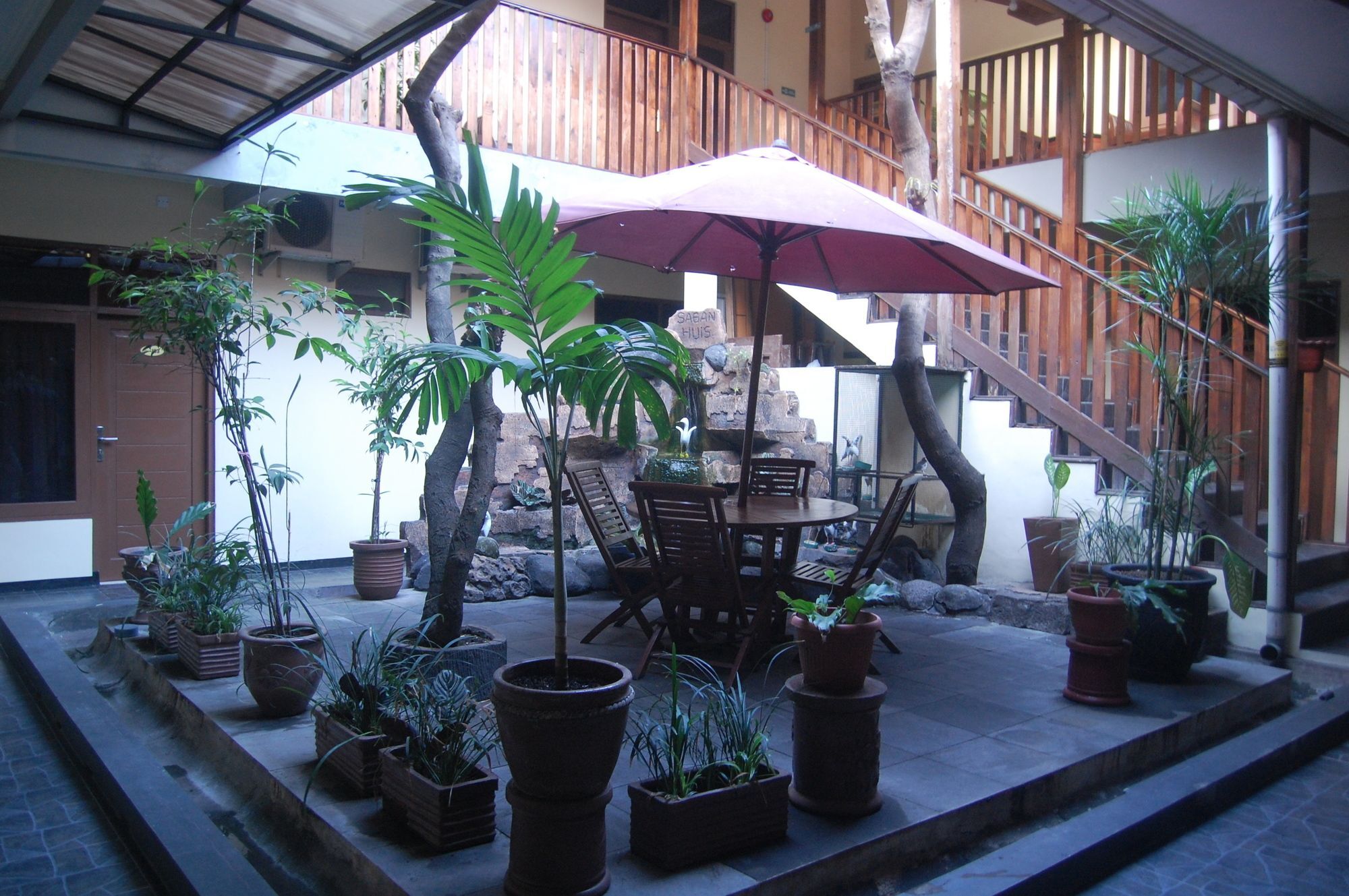 Sagan Huis Hotel Yogyakarta Eksteriør billede
